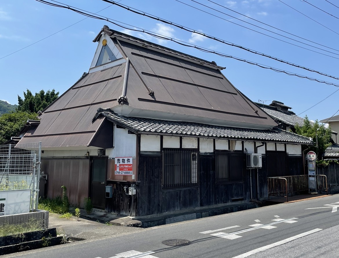 新着物件】利便性抜群！バス停目の前＆生活施設が徒歩圏内に揃う理想の